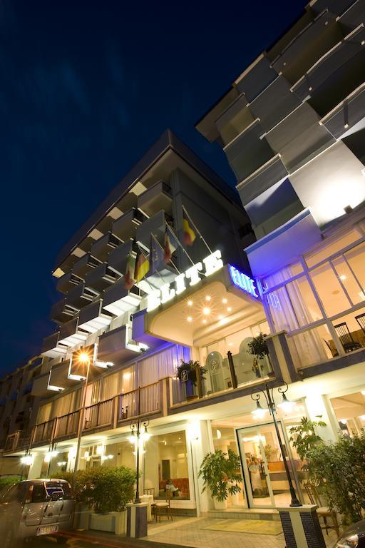 Hotel Elite קאטוליקה מראה חיצוני תמונה